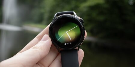Review of smart watches Huawei Watch 3